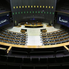 Jair em alta, Janad na estrada, quatro em busca de reeleição e até Sandoval no páreo: disputa de bases para federal sacode municípios 