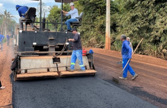 Acesso a setores da região norte é asfaltado em obra executada pela Prefeitura de Palmas