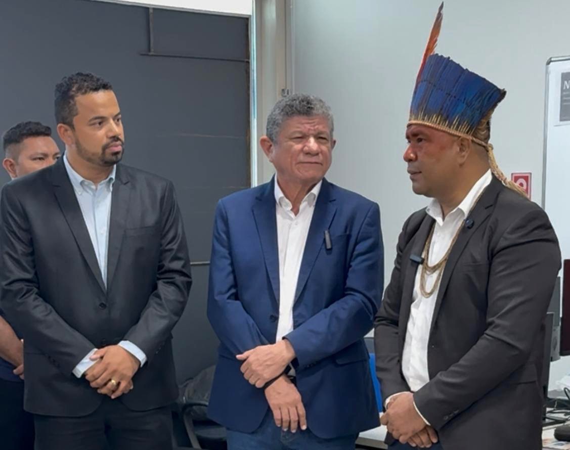 Novo secretário dos Povos Originários e Tradicionais Ercivaldo Xerente assume Pasta e destaca compromisso com a transparência e respeito a diversidade Novo secretário dos Povos Originários e Tradicionais Ercivaldo Xerente assume Pasta e destaca compromisso com a transparência e respeito a diversidade