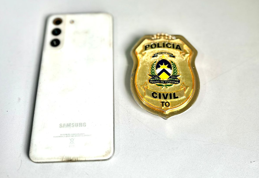 Polícia faz buscas em endereços de homem que invadiu rede social de professora e pediu fotos íntimas a adolescentes