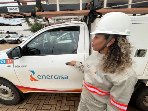 Energisa abre vagas preferenciais para mulheres no cargo de eletricista de distribuição no TO
