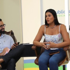 Primeira-dama Karynne planeja a&ccedil;&otilde;es do gabinete e fala em ampliar pol&iacute;ticas sociais: &ldquo;miss&atilde;o &eacute; seguir cuidando das pessoas&rdquo;