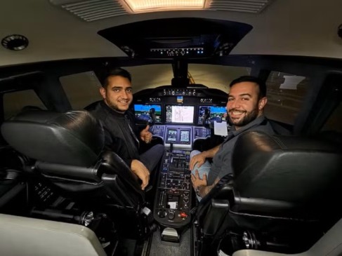 Cantor Juliano, da dupla com Henrique, mostrou sua nova aeronave — Foto: Reprodução/Instagram juliano