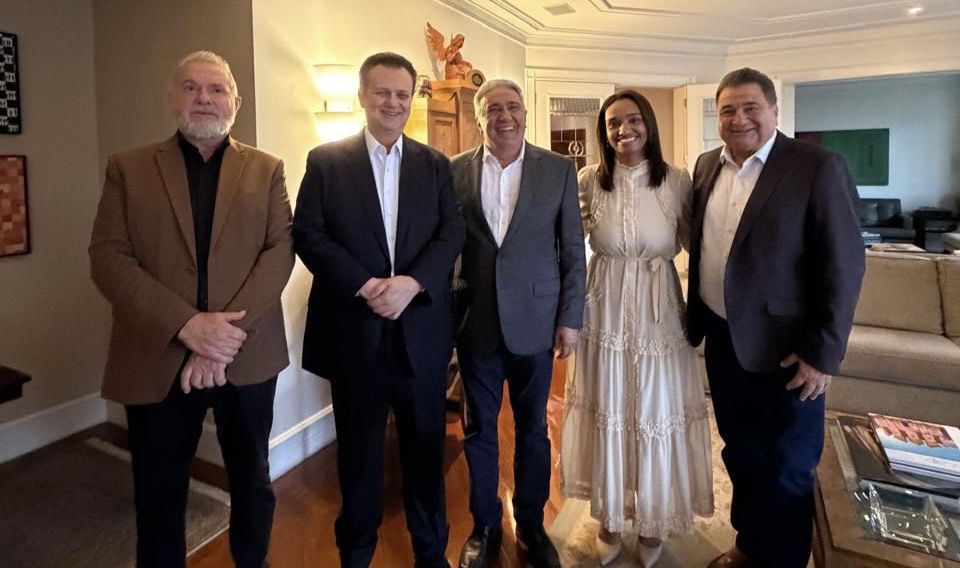 Além de Carlesse, Larissa Rosenda e César Halum também se filiam para compor nominata de federal no PSD Além de Carlesse, Larissa Rosenda e César Halum também se filiam para compor nominata de federal no PSD