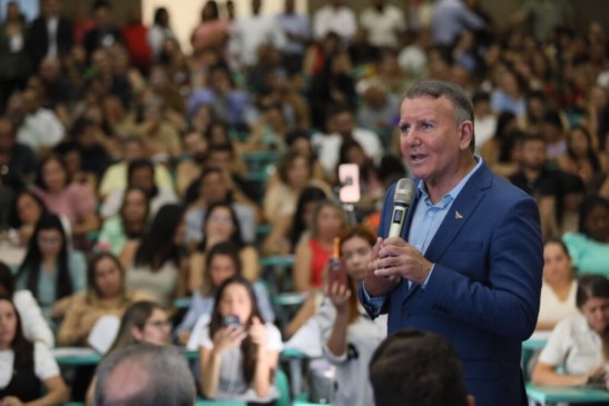 Mais de 80 novos diretores escolares tomam posse em Palmas; Eduardo Siqueira: “prevalece a meritocracia”