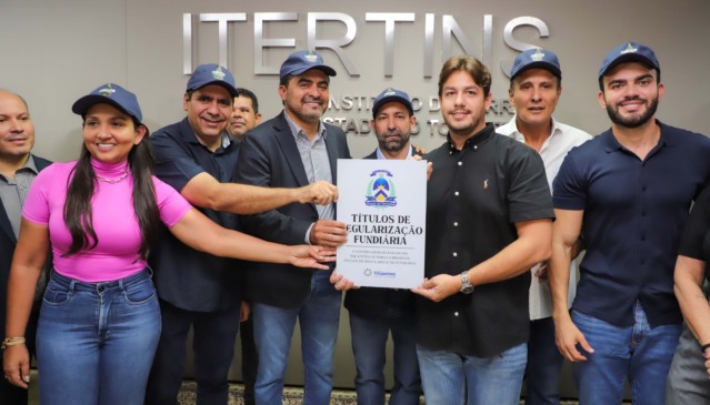 Governador Wanderlei Barbosa participa da entrega dos novos equipamentos GNSS e do lançamento da regularização fundiária digital - Antonio Gonçalves/Governo do Tocantins