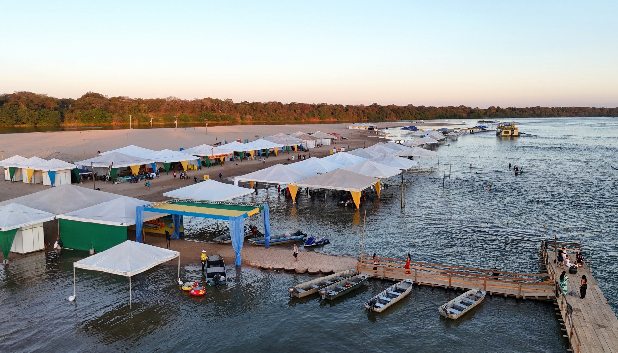 Governo do Tocantins incentiva tocantinenses e visitantes a aproveitarem as praias do estado durante o mês de janeiro - Foto: Adilvan Nogueira/Governo do Tocantins Governo do Tocantins incentiva tocantinenses e visitantes a aproveitarem as praias do estado durante o mês de janeiro - Foto: Adilvan Nogueira/Governo do Tocantins