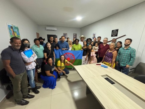 Participaram da reunião representantes dos Povos Ciganos, Povos de Terreiros, Ribeirinhos, Pescadores Artesanais, Comunidade LGBT, Marinheiros Fluviais e Benzedeiros - Foto: Julyana Aires/Governo do Tocantins
