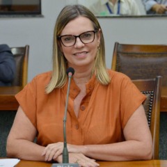 Lei proposta por Claudia Lelis fortalece preven&ccedil;&atilde;o ao c&acirc;ncer de mama no Tocantins
