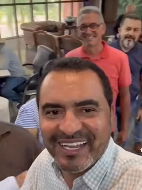 “Hoje o almoço é no Palácio”: Wanderlei transforma almoço com prefeitos em gesto político de articulação e proximidade
