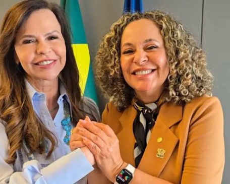 Professora Dorinha e Josi Nunes