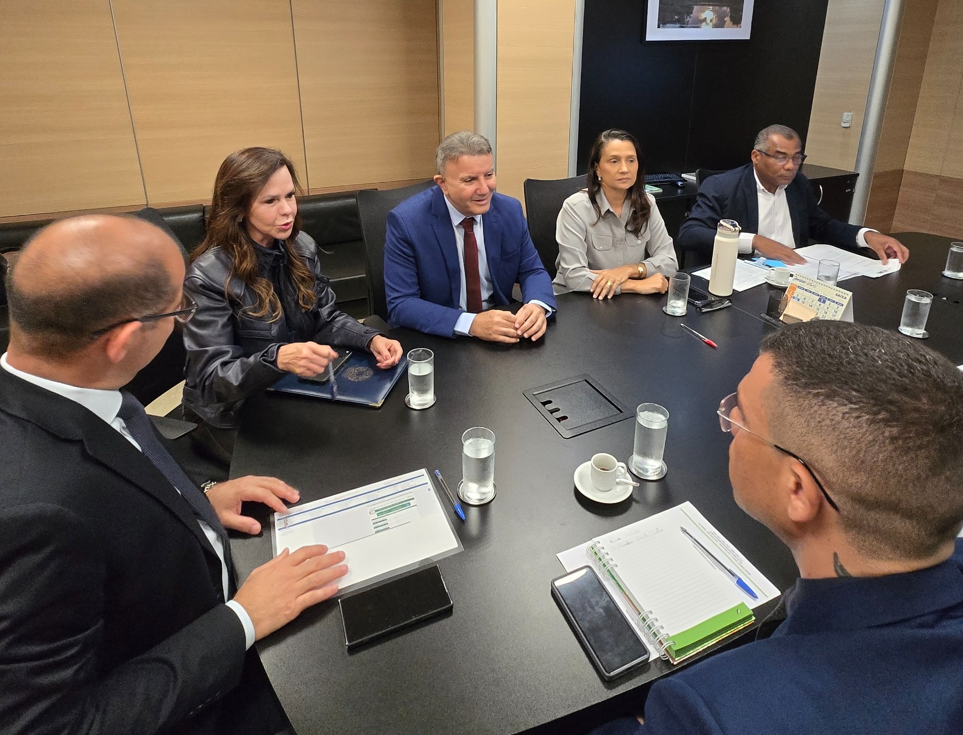 Senadora Dorinha leva prefeito Eduardo a ministro e articula apoio federal para famílias do Taquari após desastre