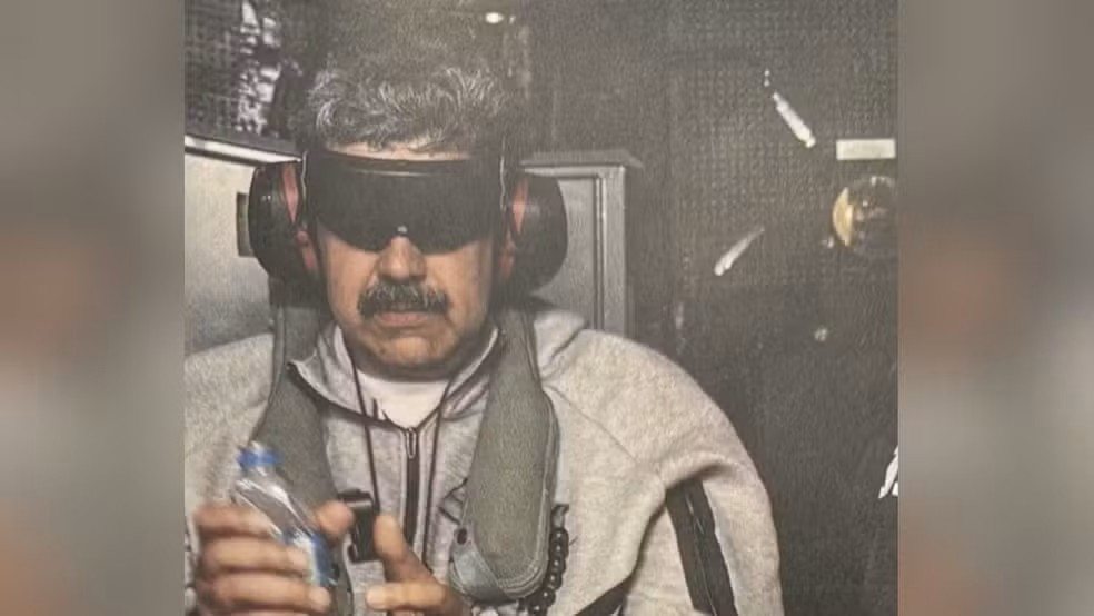 O presidente dos Estados Unidos, Donald Trump, divulga foto de Nicolás Maduro após captura do líder venezuelano no dia 4 de janeiro de 2026 — Foto: Reprodução O presidente dos Estados Unidos, Donald Trump, divulga foto de Nicolás Maduro após captura do líder venezuelano no dia 4 de janeiro de 2026 — Foto: Reprodução