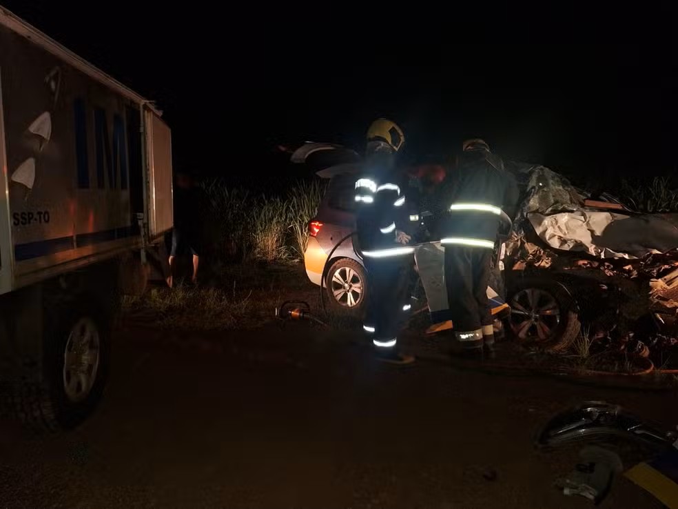 Acidente na TO-080 com carro de Secretaria de Saúde deixa dois mortos e cinco feridos