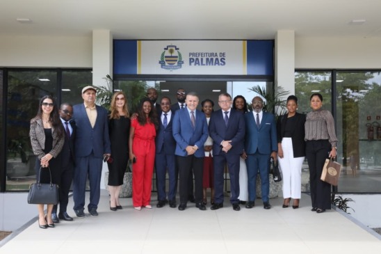 Prefeito de Palmas recebe comitiva do Tribunal de Contas de Angola e fortalece cooperação institucional