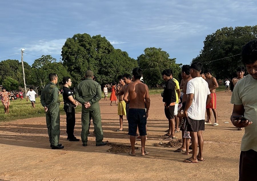 A autoridade policial plantonista deslocou-se até a aldeia para averiguar a situação e realizar o acolhimento inicial - Foto: Divulgação PCTO A autoridade policial plantonista deslocou-se até a aldeia para averiguar a situação e realizar o acolhimento inicial - Foto: Divulgação PCTO