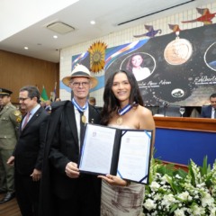 Presidente do Sindjor recebe Colar do M&eacute;rito Governador Siqueira Campos no TCE