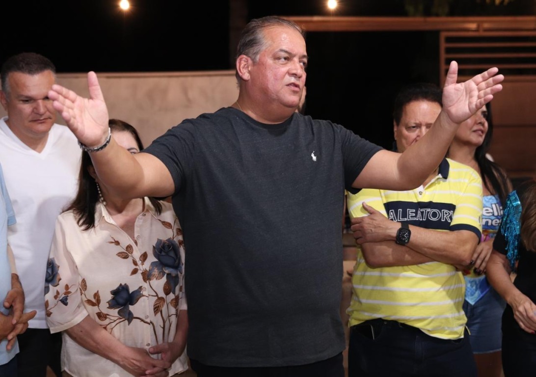 ELEIÇÕES: Eduardo Gomes vê Taguatinga como “bússola” política para outras cidades, defende Gaguim, Dorinha e Wanderlei e avisa: “A gente não tem tempo a perder com brigas inúteis” ELEIÇÕES: Eduardo Gomes vê Taguatinga como “bússola” política para outras cidades, defende Gaguim, Dorinha e Wanderlei e avisa: “A gente não tem tempo a perder com brigas inúteis”