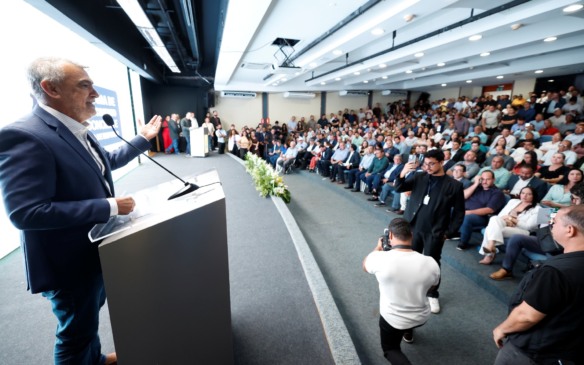 Amélio Cayres destaca destinação de R$ 240 milhões anuais em emendas parlamentares aos municípios