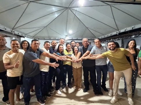 Paulo Roberto oficializa aliança com Dorinha em reunião com sua base, Gomes, Gaguim e Leo; Gesto político marca reaproximação considerada histórica em Taguatinga e no sudeste 