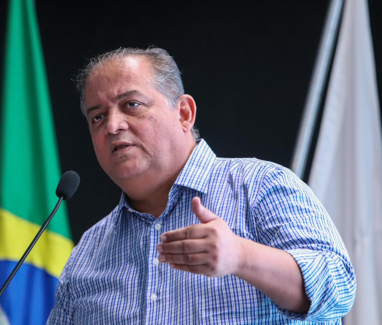 Em evento com mais de 100 prefeitos, senador Eduardo Gomes reforça agenda municipalista na liberação de R$ 86 milhões e recebe reconhecimento Em evento com mais de 100 prefeitos, senador Eduardo Gomes reforça agenda municipalista na liberação de R$ 86 milhões e recebe reconhecimento