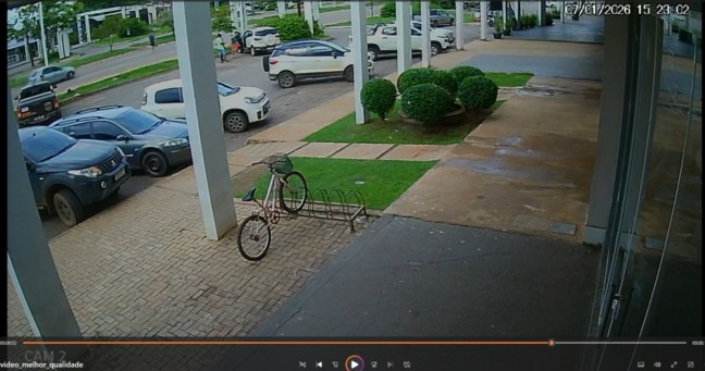 Imagens de câmera de segurança mostra o exato momento do acidente - Foto: DICOM SSP TO 