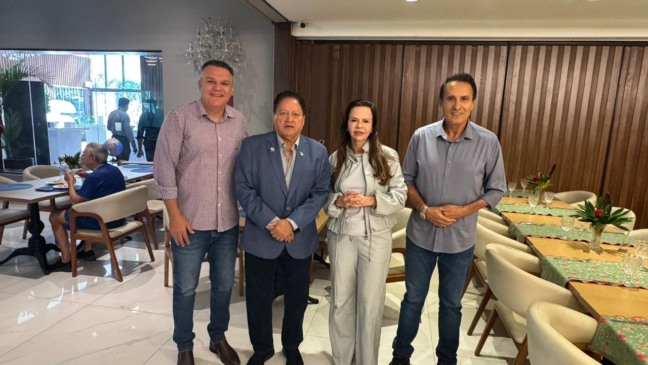 Em café, Dorinha intensifica articulações e se reaproxima politicamente do prefeito de Taguatinga: “praticamente já estamos concretizando o apoio”