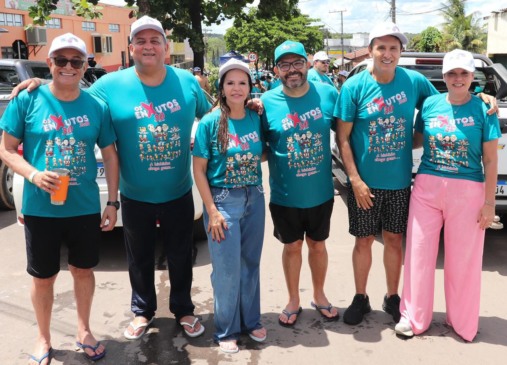 Carnaval recebe vários políticos em DNO; Vice que vai virar prefeito abraça pré-candidatura de Dorinha e Salomão projeta voo federal; Saiba os bastidores!