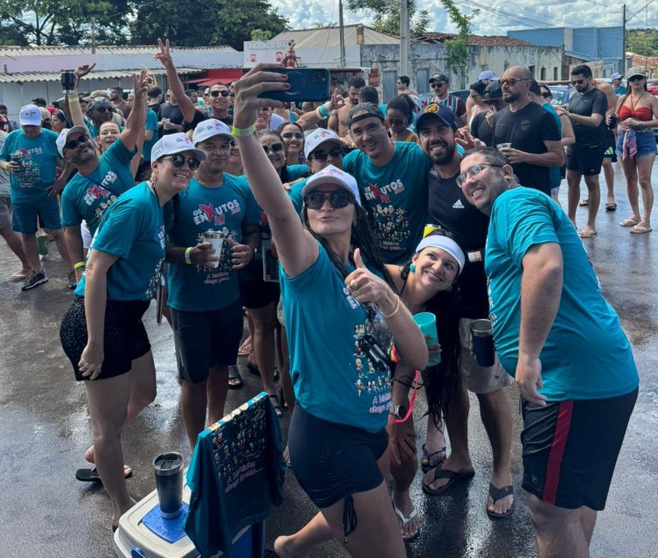 Vicentinho Júnior participa do Enxutos em Dianópolis, destaca seu trabalho pela cidade e pontua: “sempre gostei de gente” Vicentinho Júnior participa do Enxutos em Dianópolis, destaca seu trabalho pela cidade e pontua: “sempre gostei de gente”