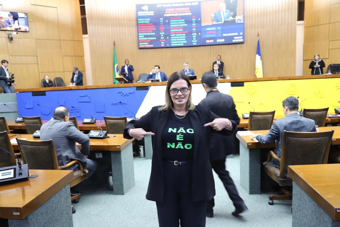 Claudia Lelis apresenta PL que institui o protocolo Não é Não Claudia Lelis apresenta PL que institui o protocolo Não é Não