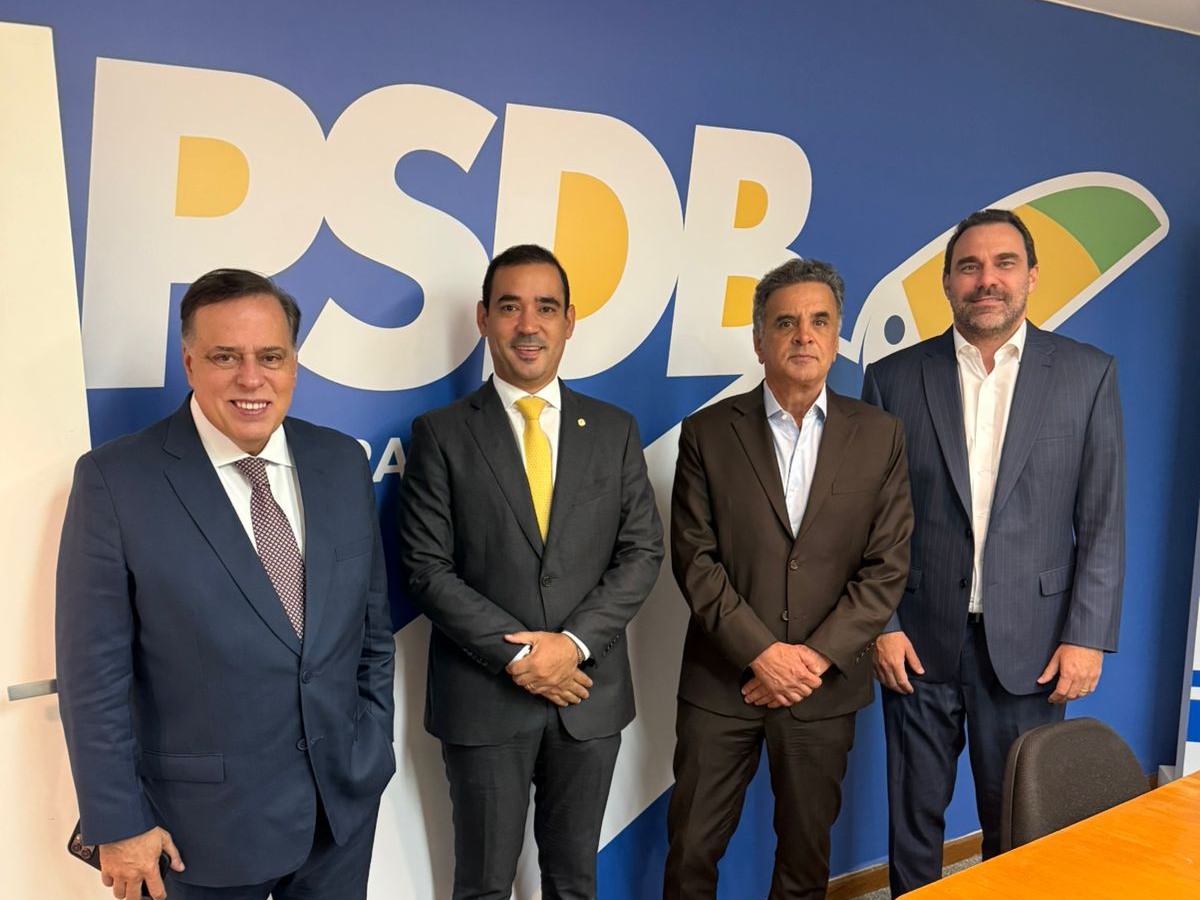 Aécio Neves dá boas-vindas a Vicentinho Jr, diz que ele agrega muito e sinaliza projeto do PSDB para o país: “Chega de extremos e radicalismos”
