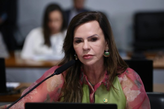 Relatado pela Professora Dorinha, Senado aprova dispensa de trabalho para pais de crianças com câncer sem perda salarial