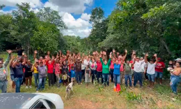 Centenas de pessoas participaram de uma mobilização para discutir a retomada da balsa - Foto: Reprodução

