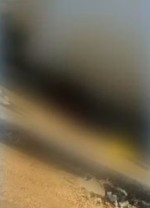 V&iacute;tima foi encontrada morta no meio de rua &mdash; Foto: Reprodu&ccedil;&atilde;o/TV Anhanguera