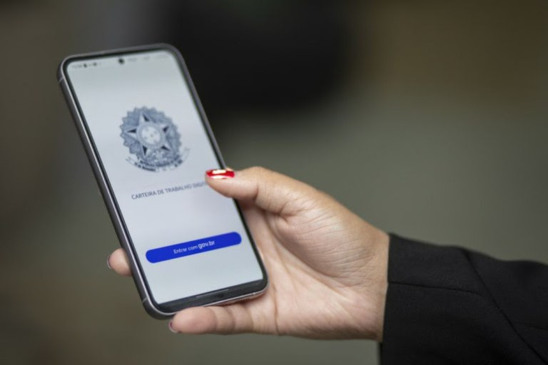 São, em média, mais de 85 milhões de acessos nos primeiros dias de consulta pela CTPS Digital - Foto: Vitor Vasconcelos/Secom-PR