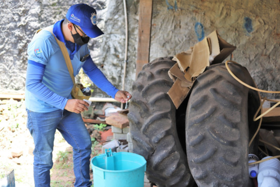 Equipes de saúde intensificam bloqueios, visitas domiciliares e ações educativas para conter o avanço da dengue e reduzir riscos à população - Foto: Marcos Sandes Filho/Secom Araguaína 