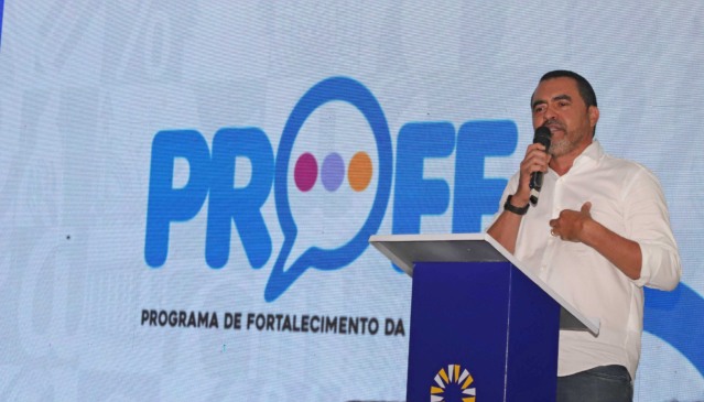 Governador Wanderlei Barbosa participa de agenda do Profe em Araguatins, com premiação de escolas e investimentos na educação da região do Bico do Papagaio - Foto: Marcio Vieira/Governo do Tocantins