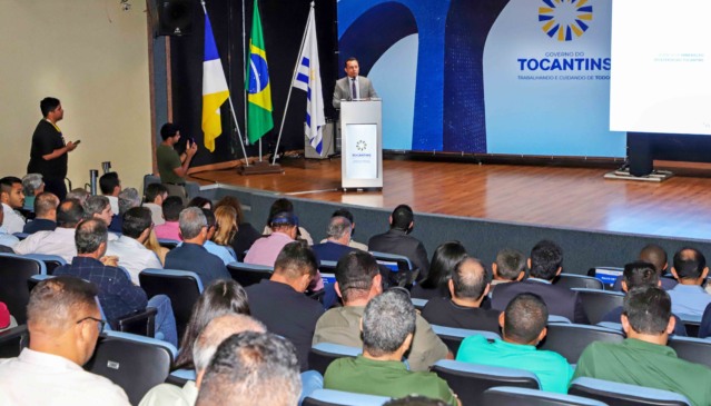 Presidente da Ameto, Carlos Eduardo Moraes, durante o lançamento do Curso Técnico em Mineração, realizado no auditório do Palácio Araguaia Governador José Wilson Siqueira Campos, em Palmas - Foto: Antonio Goncalves/Governo do Tocantins