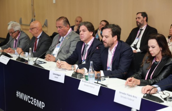 Eduardo Gomes no MWC Barcelona 2026: “A inteligência artificial e o 5G exigem marco legal equilibrado”