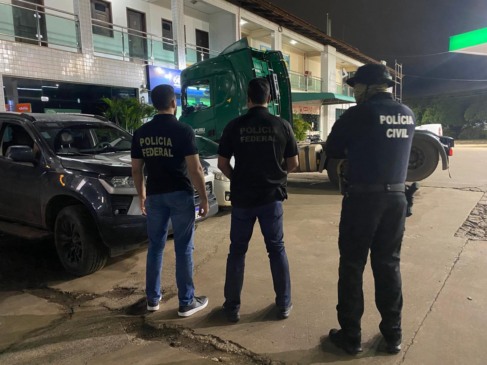 Policiais cumpriram oito mandados durante a ofensiva que mira empresas de fachada e movimentações financeiras suspeitas - Foto: FICCO Tocantins
