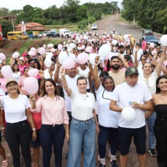 Claudia Lelis participa de caminhada pelo Dia da Mulher no Sudeste e articula chegada do programa M&atilde;os que Criam a Ponte Alta