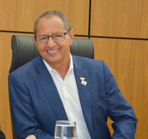 Soró faz aniversário e é visto como nome estratégico do grupo Eduardista para disputar eleições deste ano Soró faz aniversário e é visto como nome estratégico do grupo Eduardista para disputar eleições deste ano