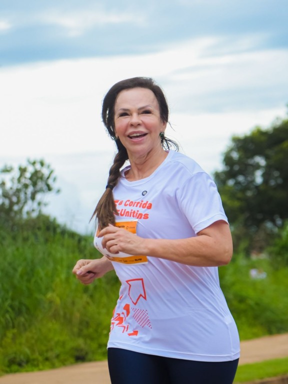 Senadora Professora Dorinha