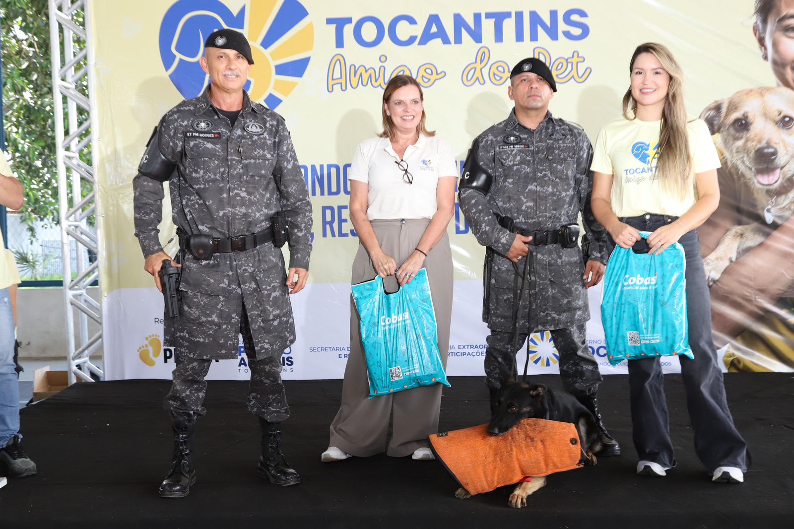Em Palmeirópolis, Claudia Lelis acompanha ação do Tocantins Amigo do Pet e defende a criação da Secretaria Estadual de Proteção e Bem-Estar Animal