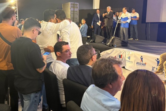 Alexandre Guimarães diz que Amélio é “um biquense que honra as calças que veste” e revela: “A mesa que quero servir é Vicentinho e Amélio Cayres”