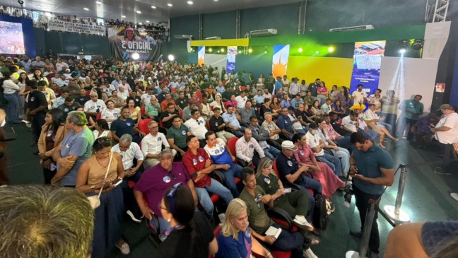 Evento Pró-Dorinha e aliados tem megaestrutura, prefeitos no palco e caravanas de vários municípios; Veja os bastidores