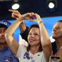 Arrast&atilde;o pol&iacute;tico, Wanderlei puxa o coro, jingle feito por Gomes, neto na plateia: os bastidores do lan&ccedil;amento de Dorinha ao governo