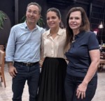 Crescem cota&ccedil;&otilde;es em torno de Ana Paula, primeira-dama de Aragua&iacute;na para ser vice de Dorinha, diz grupo pol&iacute;tico de Wagner