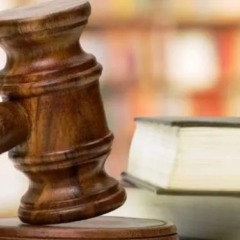 R&eacute;u que matou companheira com facada no peito &eacute; condenado a 22 anos; crime foi visto pela filha de 6 anos