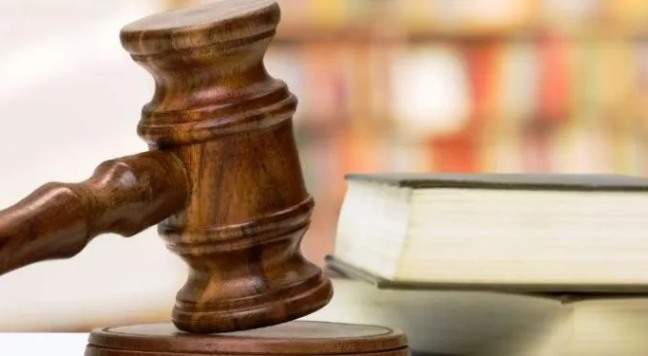 Réu que matou companheira com facada no peito é condenado a 22 anos; crime foi visto pela filha de 6 anos